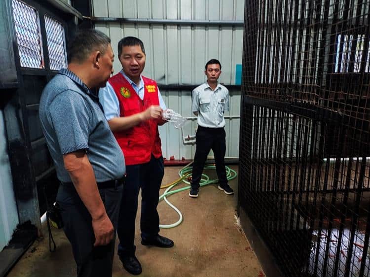 常平农技中心助力小熊喜迁新居