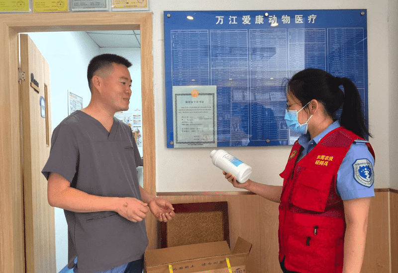 万江开展动物卫生风险巡查  为动物疫病防控筑牢坚实屏障