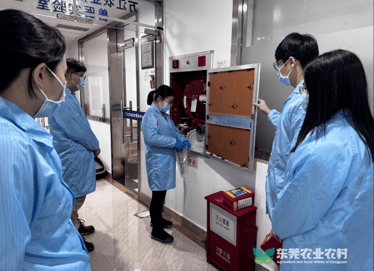 万江兽医实验室开展生物安全知识培训与消防演练活动