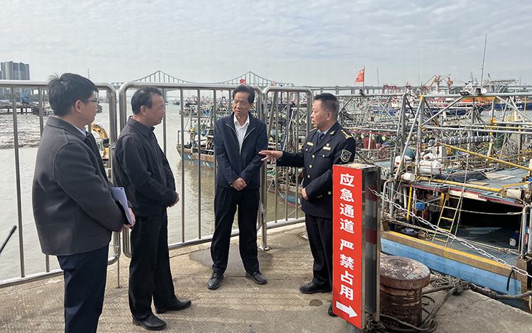 市海洋综合执法支队“四严举措”筑牢岁末年初渔船安全监管防线