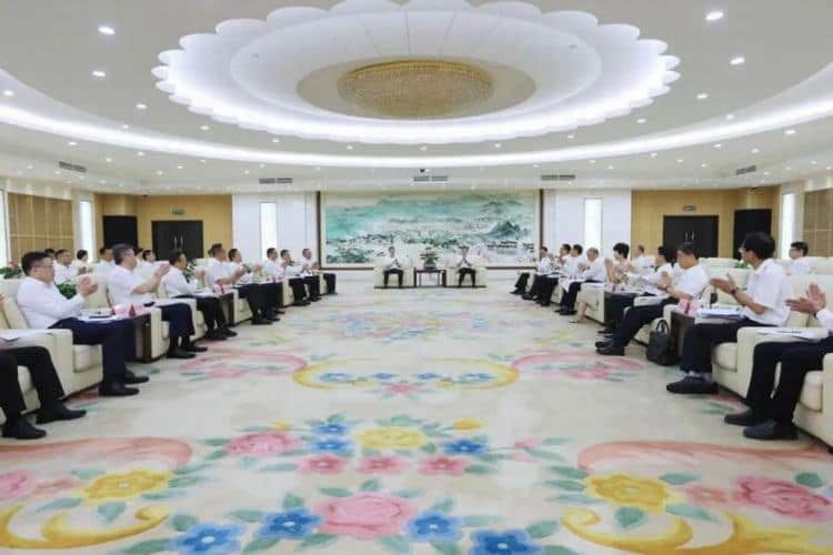 市领导会见爱心企社代表：全情投入“百千万工程”与慈善事业，共推东莞高质量发展