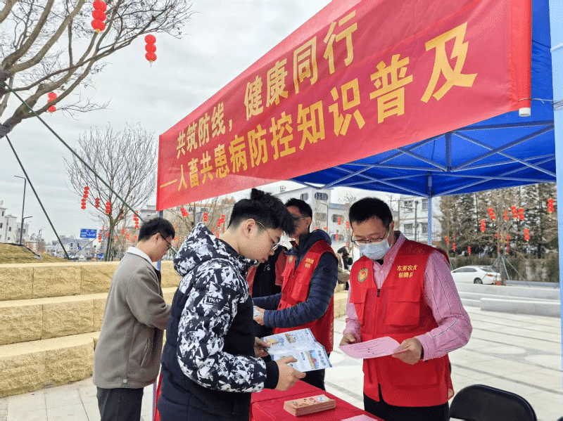 东坑：“双管齐下”提升产地检疫服务规范化水平