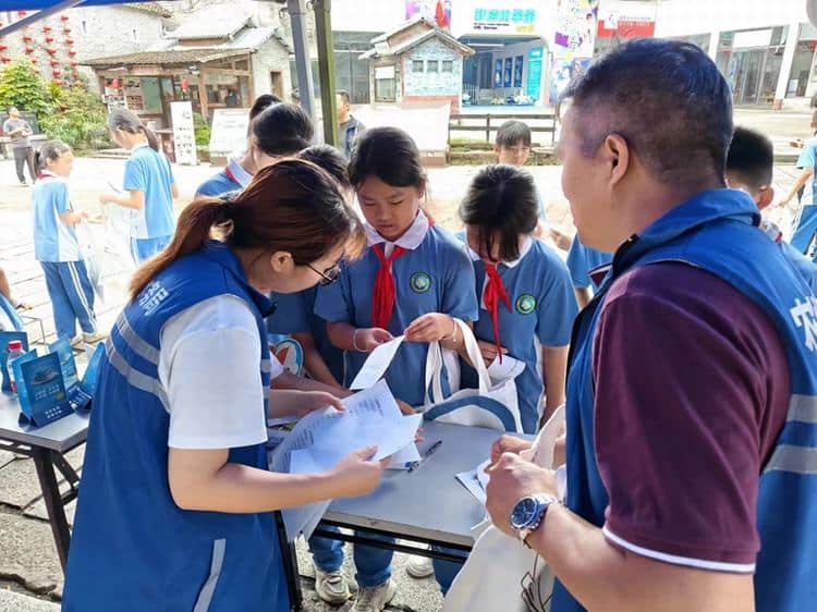 茶山举办农业废弃物主题宣讲暨“无废城市”宣传活动