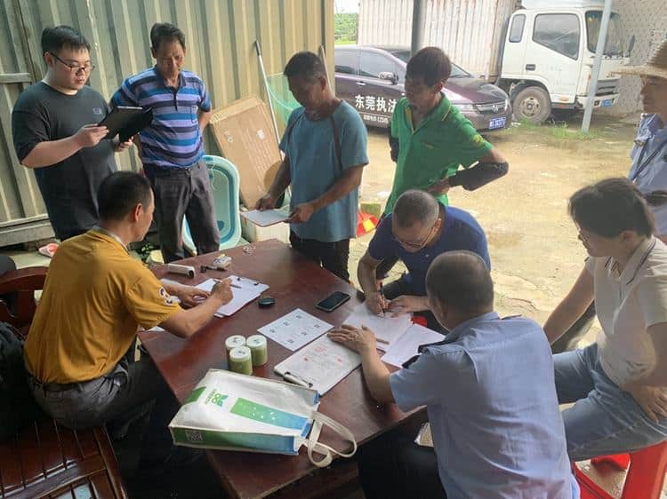谢岗镇积极协助开展省级农产品监督抽查工作