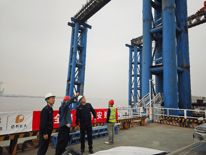 市海洋综合执法支队推行“执法+服务”模式，护航我市重大在建用海项目建设