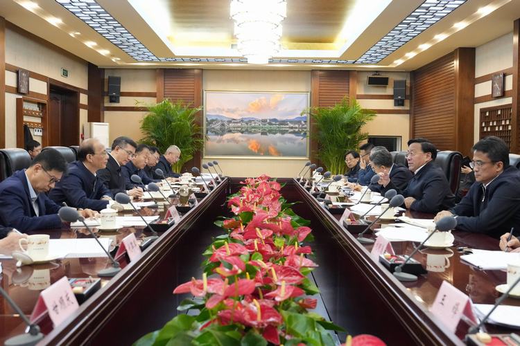 农业农村部与青海省委省政府举行工作会谈