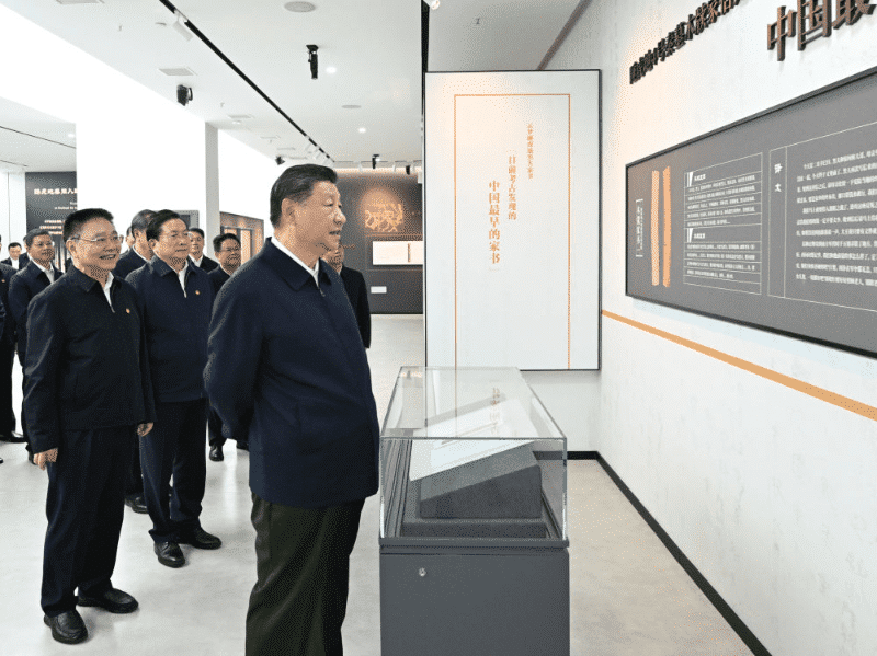 习近平湖北考察强调：鼓足干劲久久为功，谱写湖北中国式现代化篇章