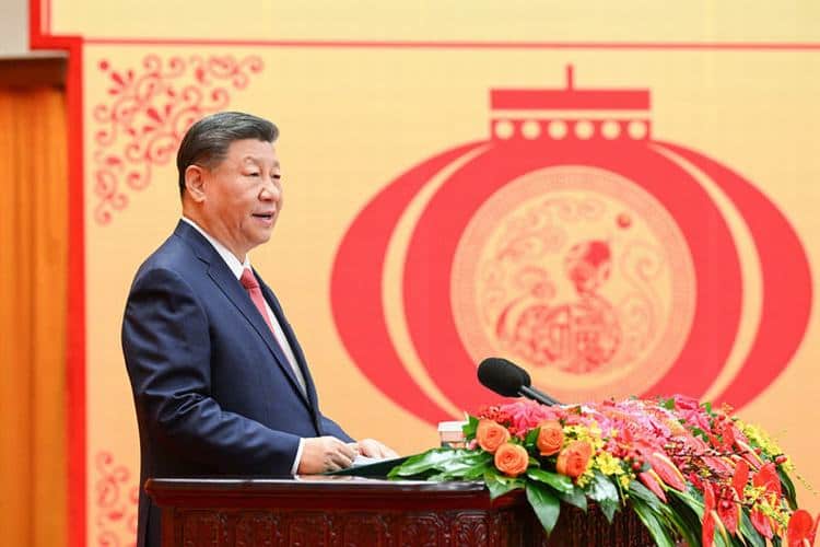 习近平在中共中央国务院春节团拜会上发表讲话