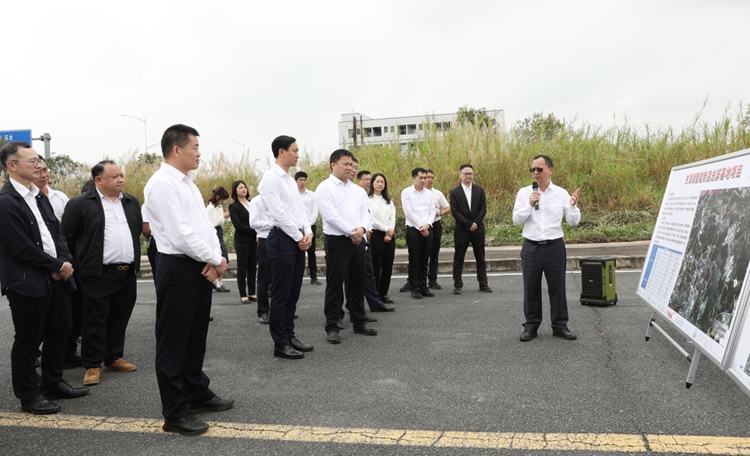 企石镇召开高质量发展暨“百千万工程”现场推进会