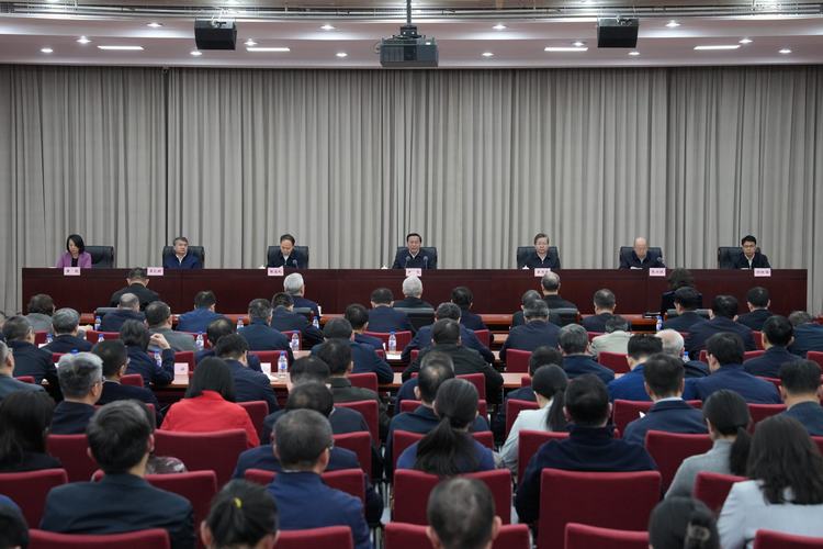 农业农村部干部大会：深学贯彻总书记讲话与两会精神，扎实落实“三农”重点工作部署