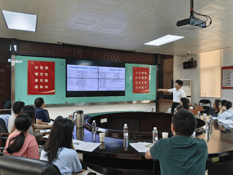 市人兽共患病实验室：“请进来、走出去”双管齐下，强化学习交流促发展