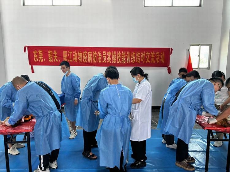 市疫控中心举办实操技能培训结对交流活动