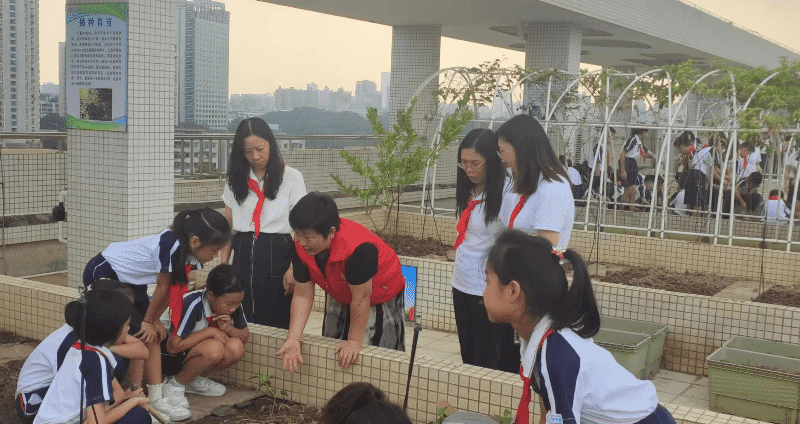 “轻骑兵”入校开启农业知识科普之旅