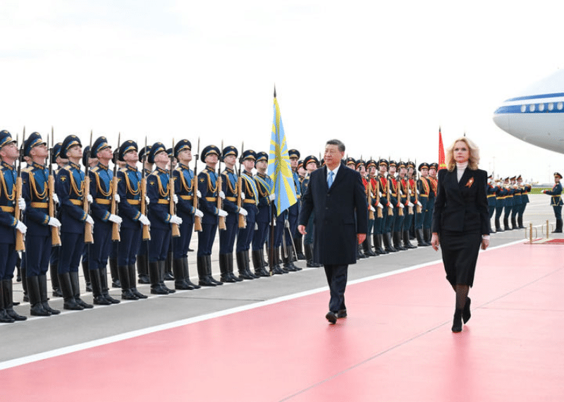 习近平抵达莫斯科进行国事访问并出席苏联伟大卫国战争胜利80周年庆典活动